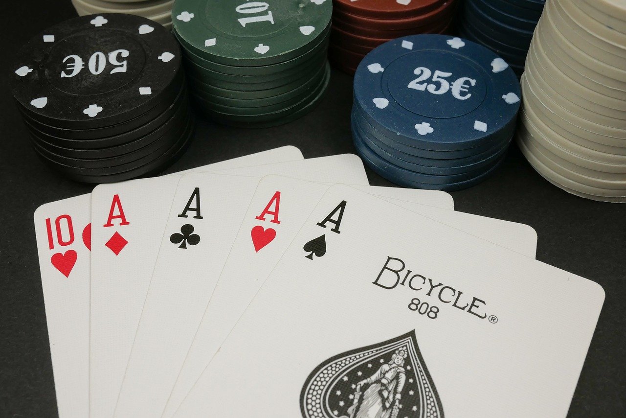 Understanding the minute details on online Poker!!